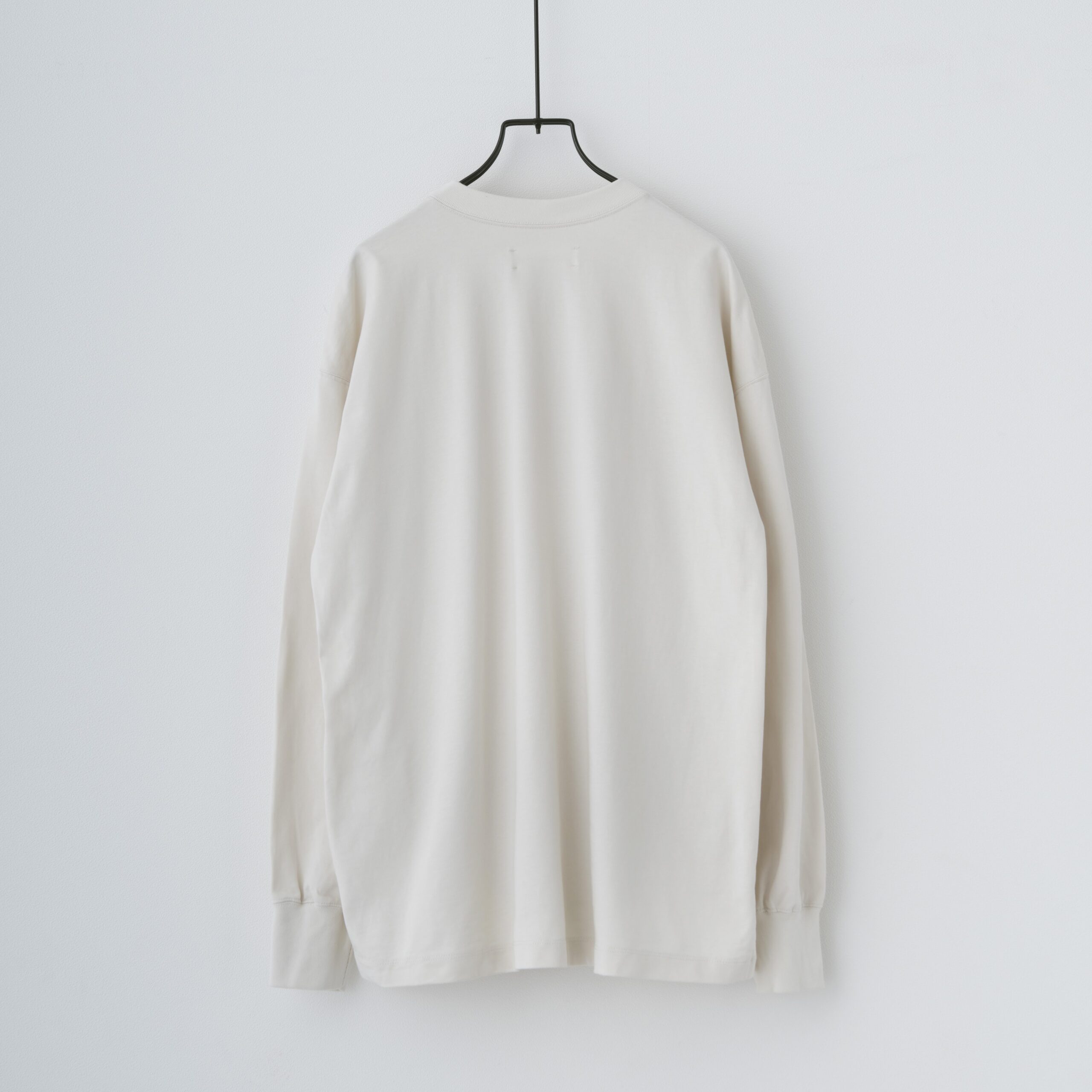 DEVIN L/S TEE “solid”